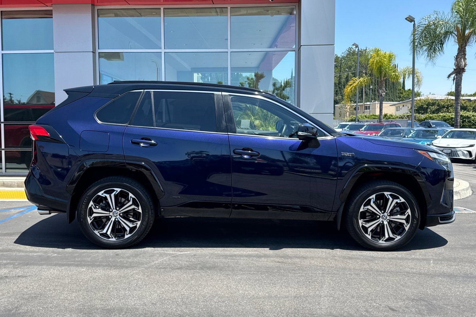 Certified 2023 Toyota RAV4 XSE w/ Weather Package AWD/4WD image 4