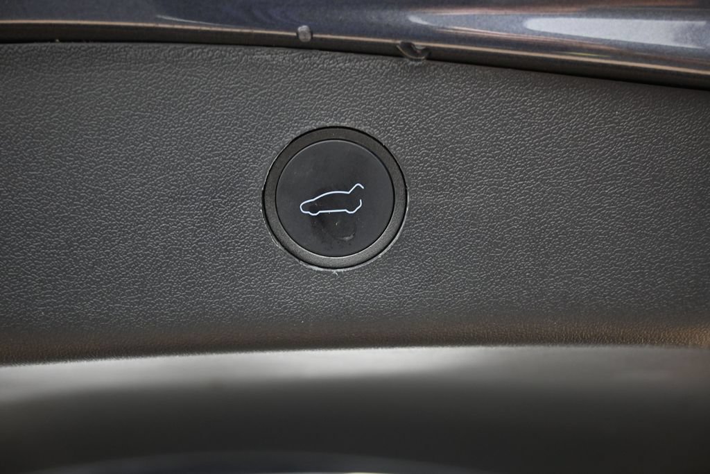 Used 2023 Tesla Model 3 Standard Range RWD image 13