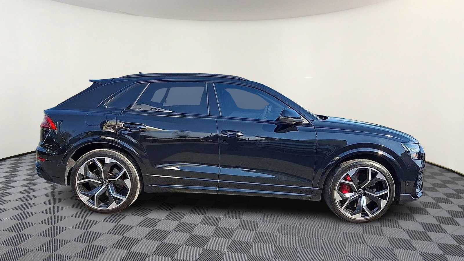 Used 2024 Audi RS Q8 AWD/4WD image 9