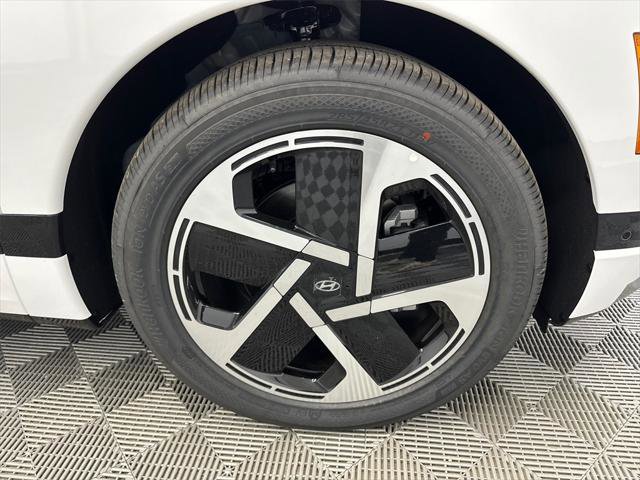 New 2026 Hyundai Ioniq 9 Calligraphy image 14