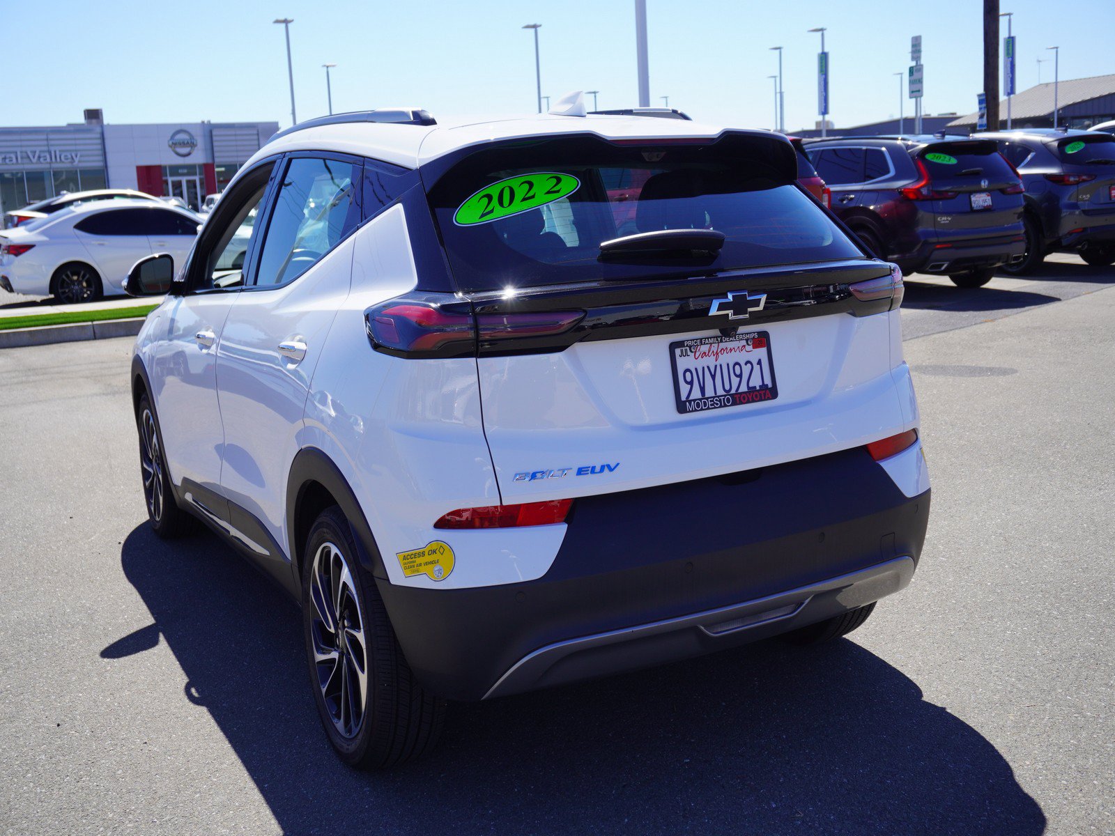 Used 2022 Chevrolet Bolt EUV Premier FWD image 8