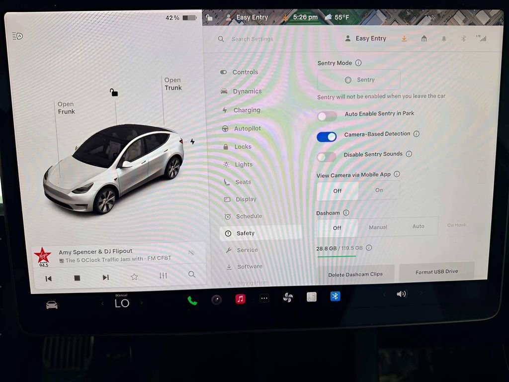 Used 2021 Tesla Model Y Long Range AWD/4WD image 46