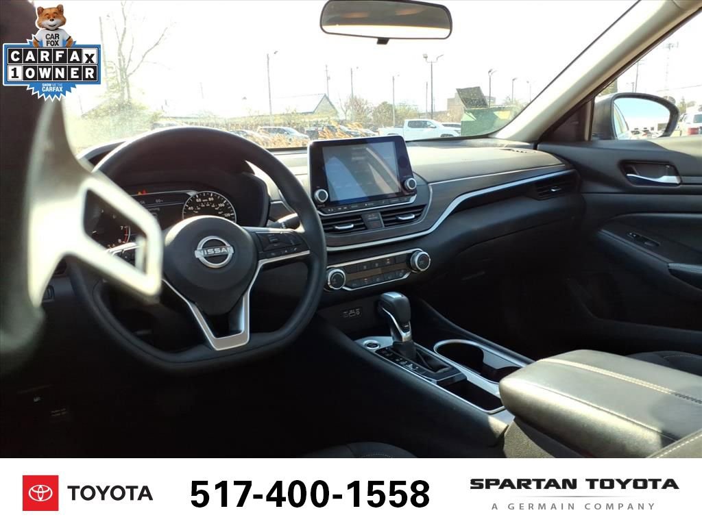 Used 2024 Nissan Altima 2.5 SV image 12