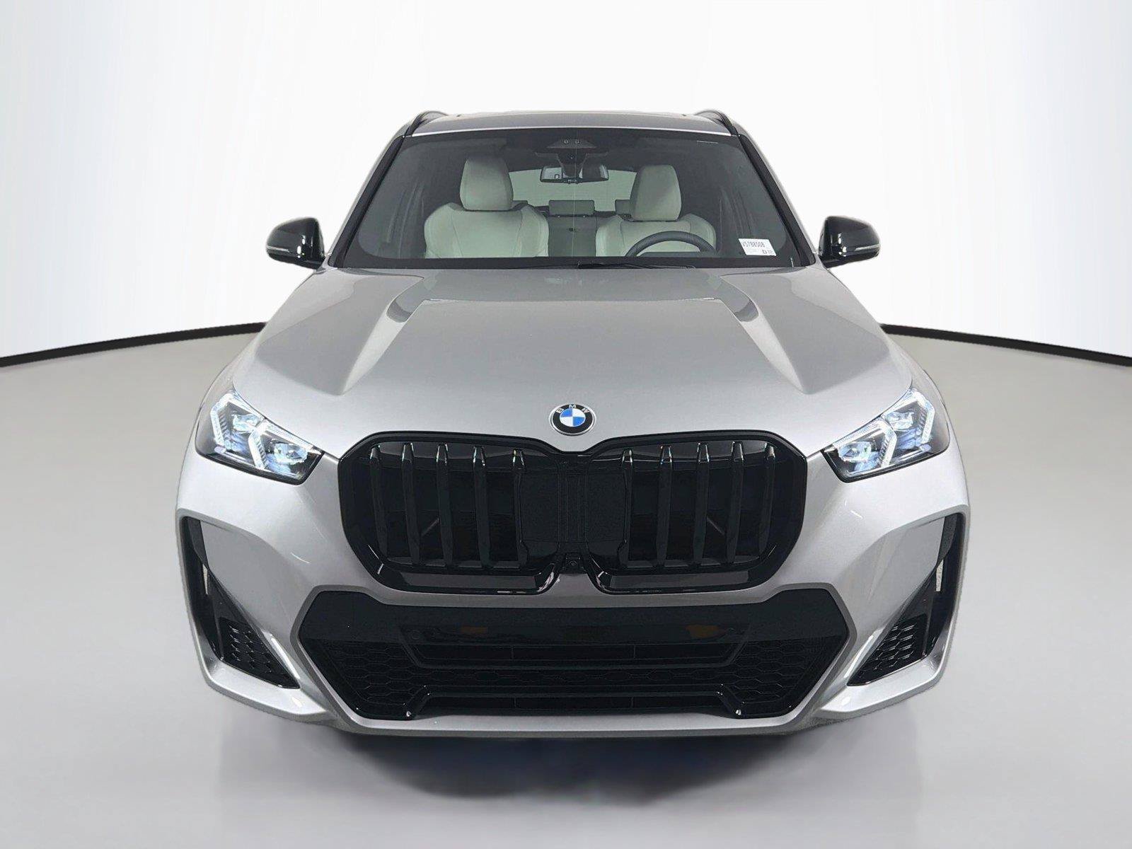 New 2027 BMW X1 xDrive28i AWD/4WD image 2
