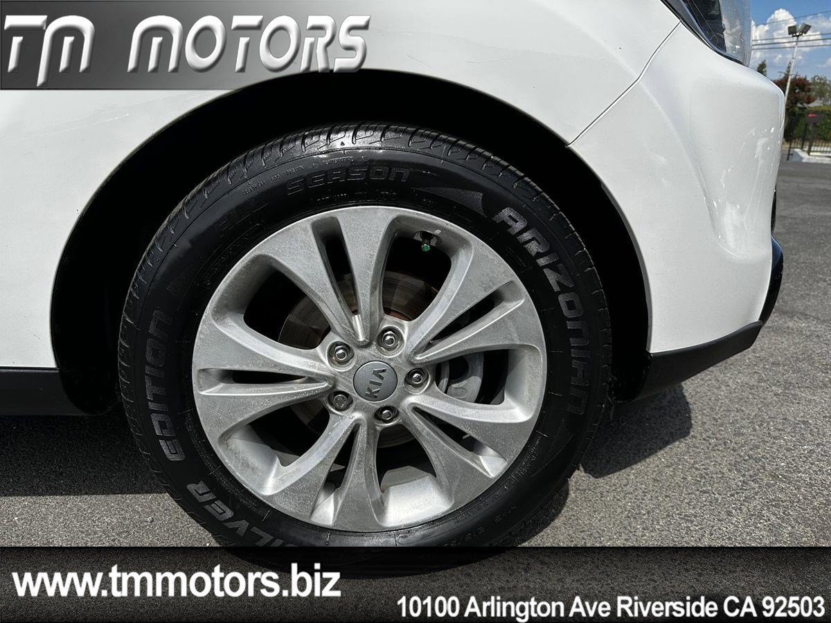 Used 2016 Kia Soul + w/ Primo Package image 10