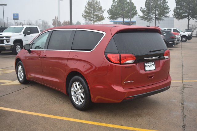 New 2026 Chrysler Voyager LX image 8