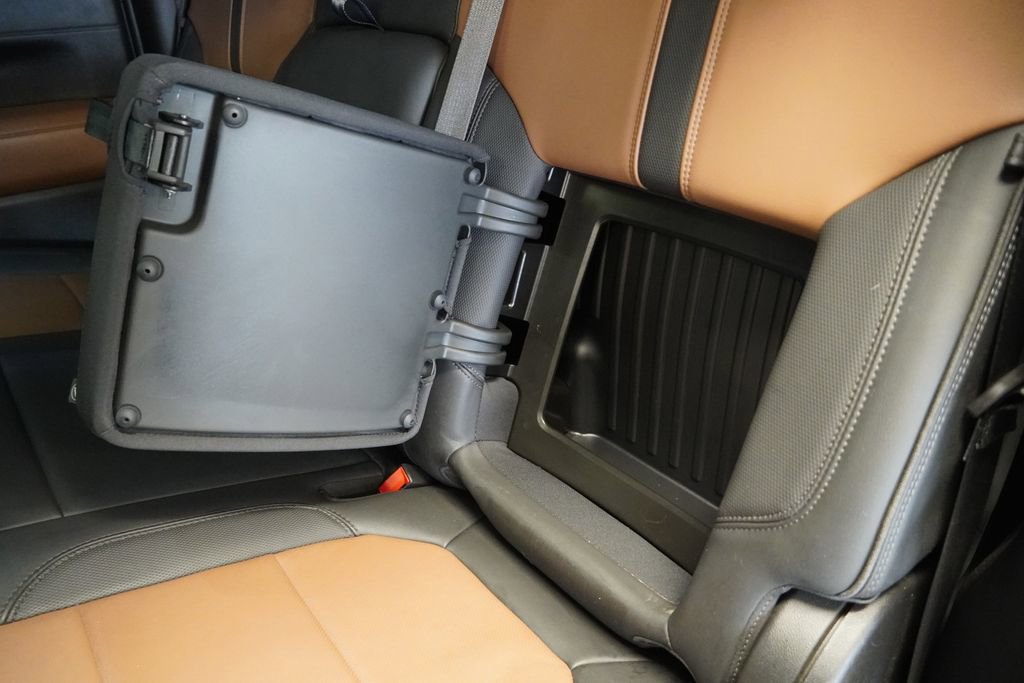 Used 2022 Chevrolet Silverado 1500 High Country image 29