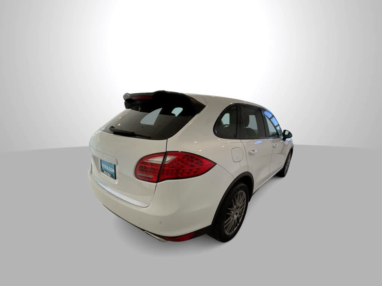 Used 2013 Porsche Cayenne AWD/4WD image 8