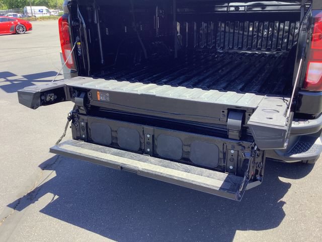 Used 2022 GMC Sierra 1500 Elevation w/ LPO, Elevation Black Package AWD/4WD image 31