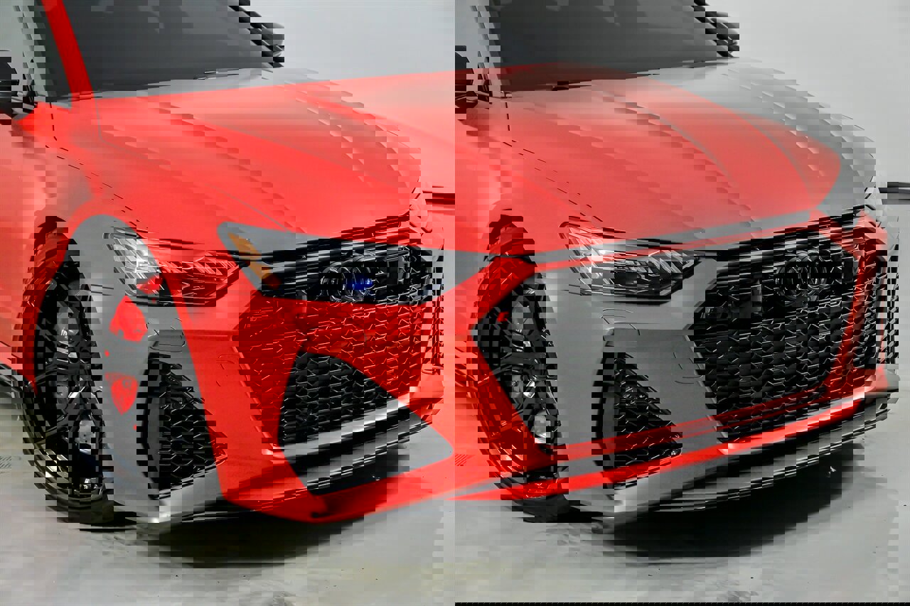 Used 2021 Audi RS 7 Sportback w/ Black Optic Package image 3