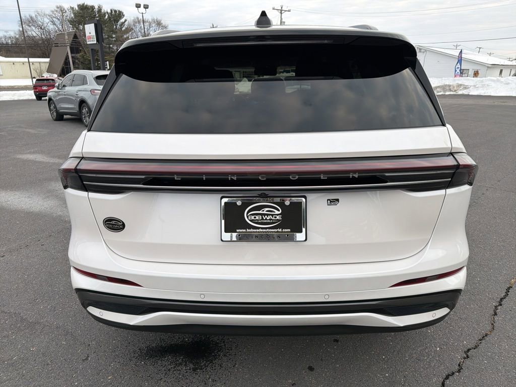 New 2026 Lincoln Nautilus Reserve w/ Jet Appearance Package AWD/4WD image 4