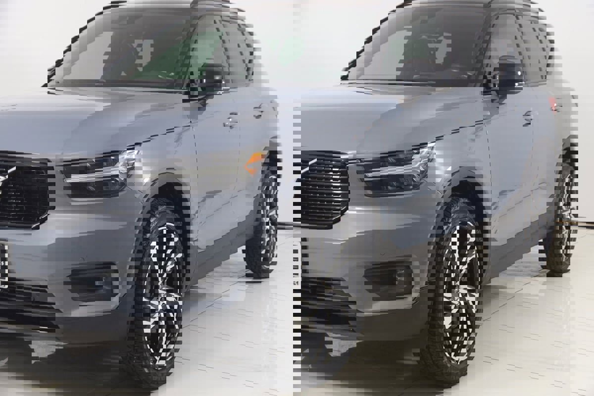 Used 2020 Volvo XC40 T5 R-Design image 53