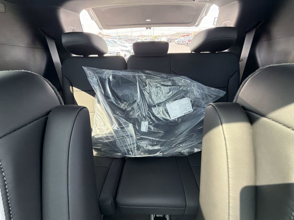 New 2026 Buick Enclave Preferred w/ Super Cruise Package image 29