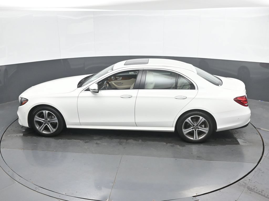 Used 2018 Mercedes-Benz E 300 4MATIC image 37