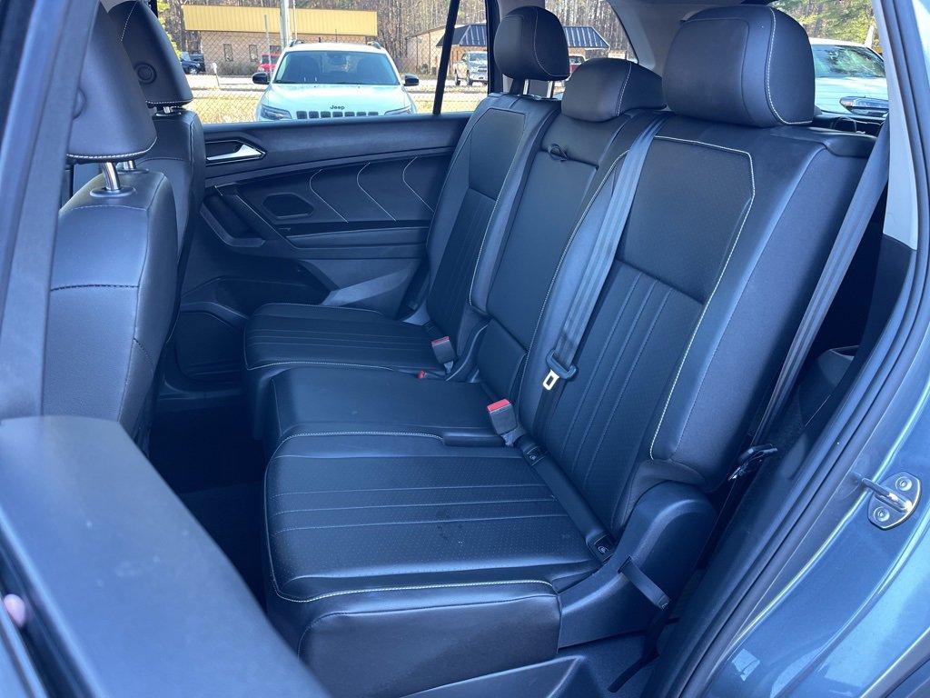 Used 2024 Volkswagen Tiguan Wolfsburg Edition image 19