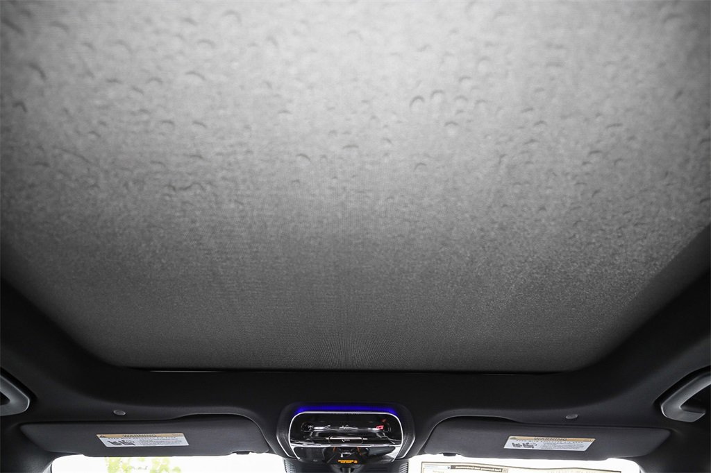 Used 2024 Mercedes-Benz GLC 43 AMG 4MATIC image 20