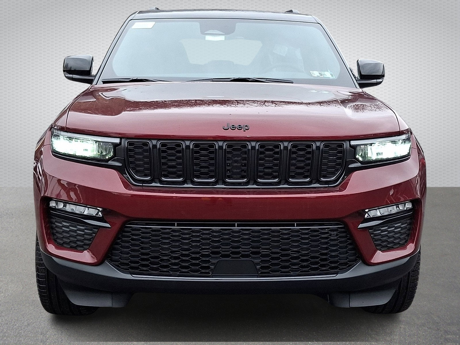 New 2025 Jeep Grand Cherokee Limited image 2