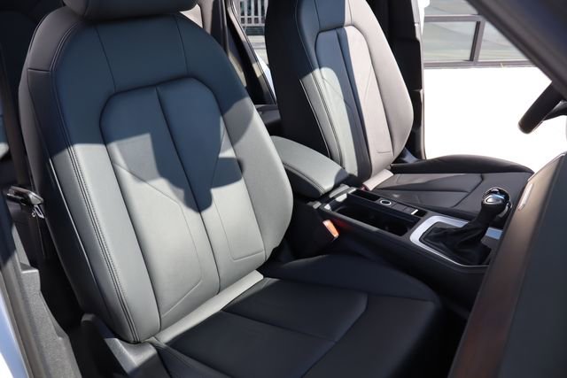 Used 2024 Audi Q3 2.0T Premium Plus image 13