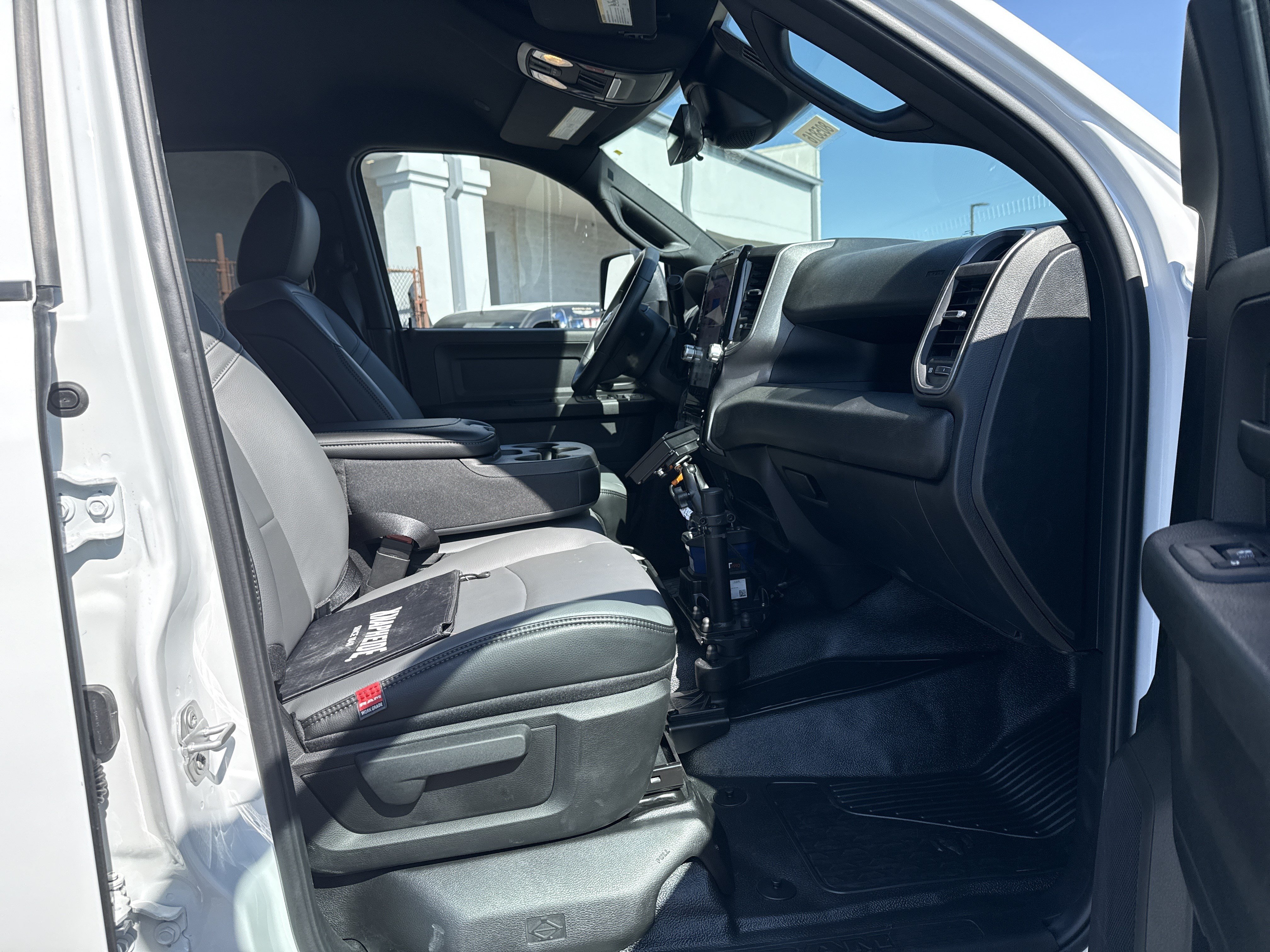 New 2026 RAM 5500 Tradesman AWD/4WD image 18