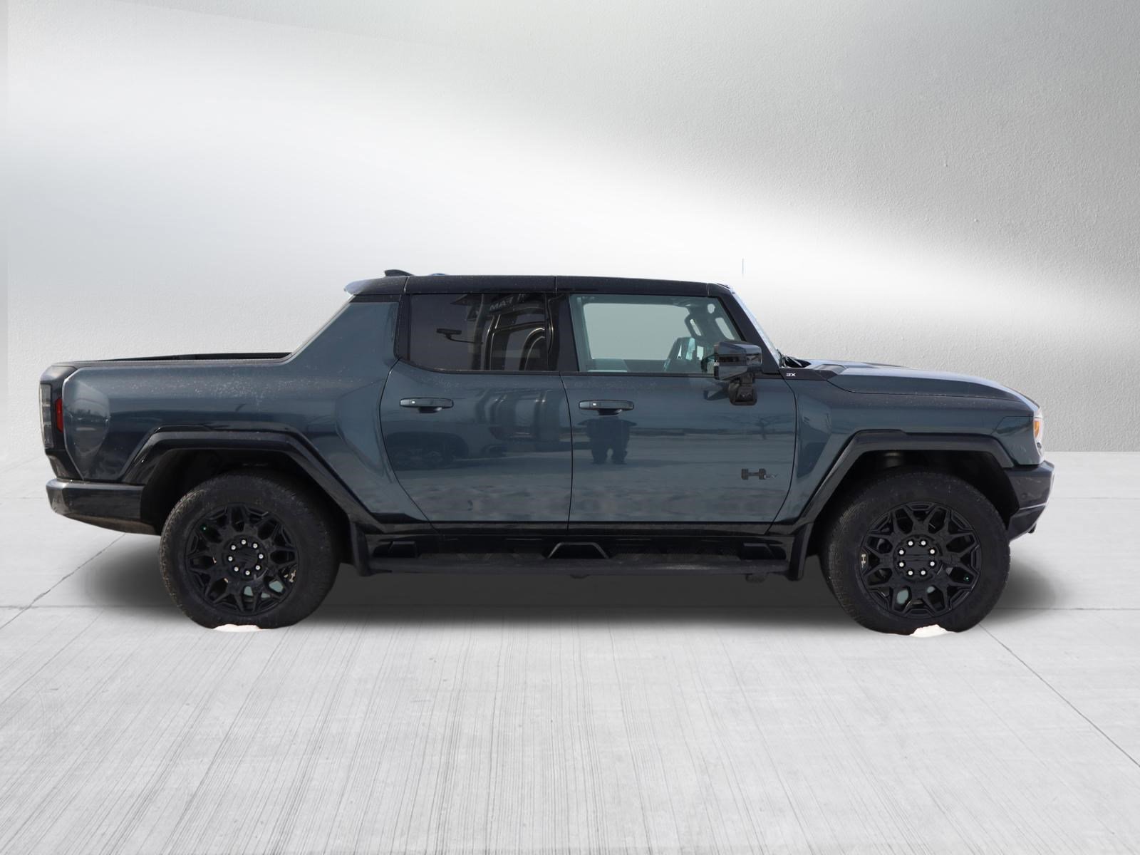 New 2025 GMC Hummer EV 3X w/ LPO, Dark Essentials Package image 8