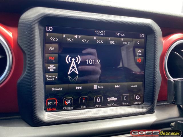 Used 2020 Jeep Gladiator Rubicon w/ Dual Top Group AWD/4WD image 12