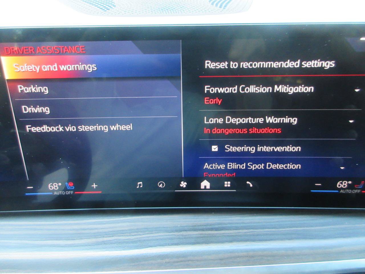 Used 2025 BMW X7 xDrive40i w/ Premium Package AWD/4WD image 79