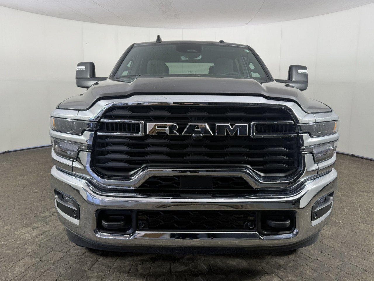 Used 2026 RAM 2500 Big Horn AWD/4WD image 2