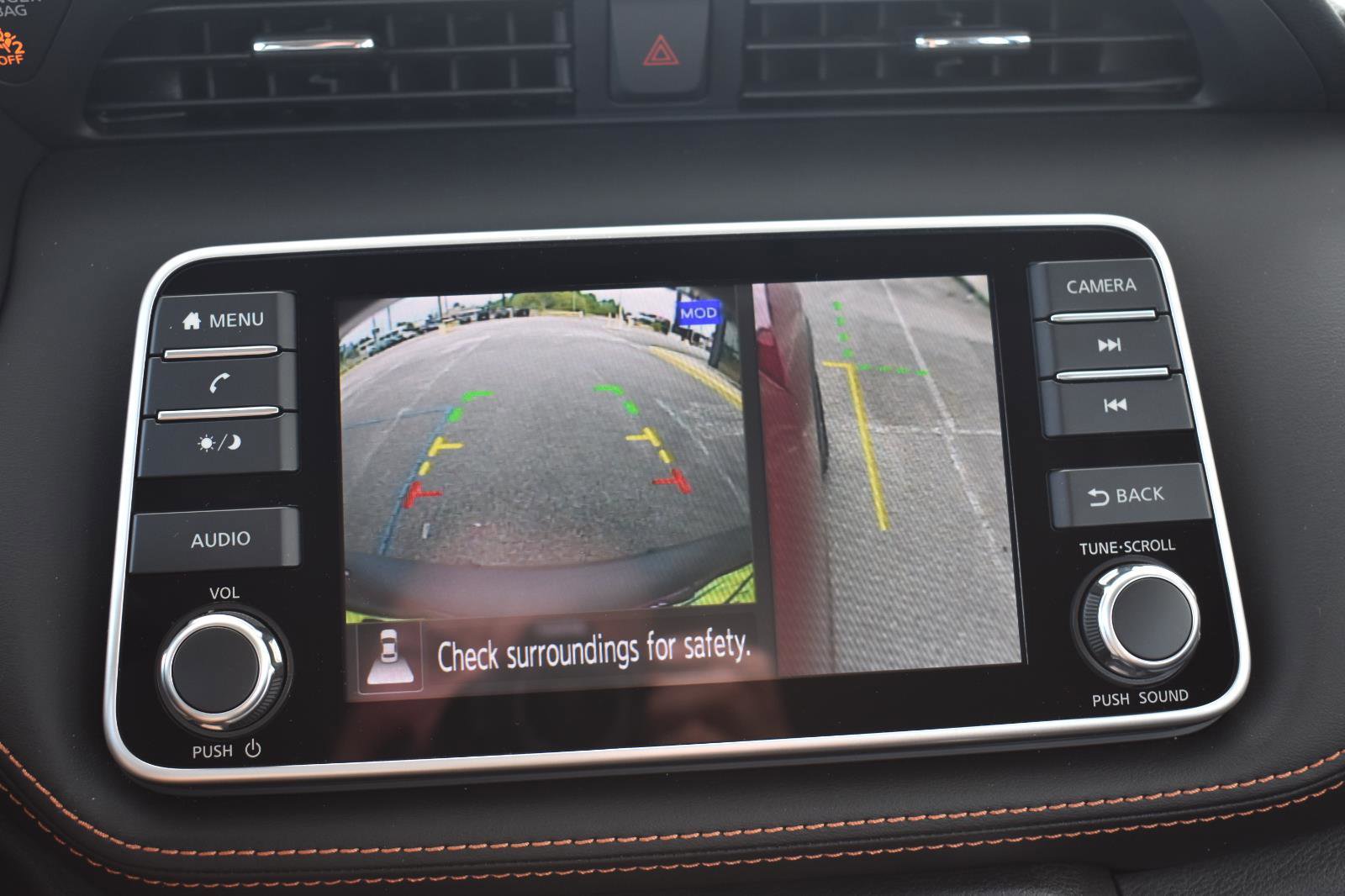 Used 2020 Nissan Kicks SR image 38