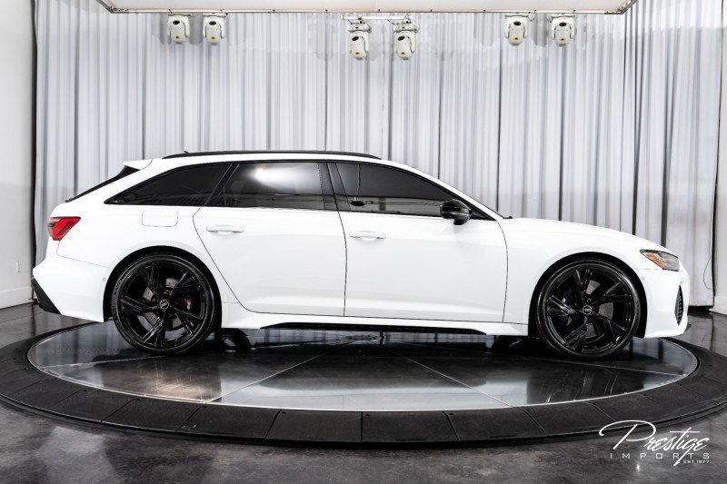 Used 2022 Audi RS 6 w/ Executive Package image 20