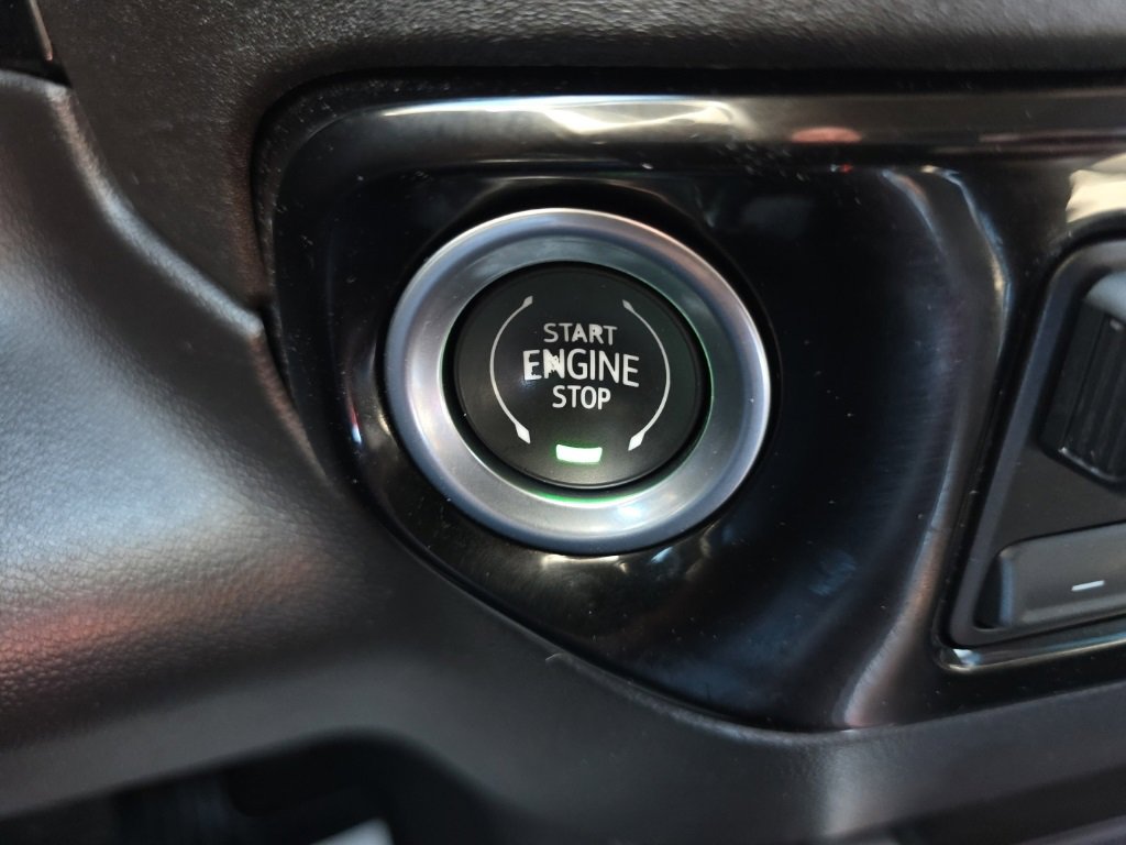 Used 2022 Chevrolet Silverado 1500 LTZ w/ Technology Package image 28