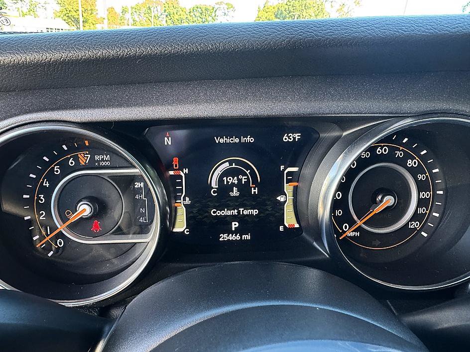 Used 2023 Jeep Gladiator Mojave w/ Cold Weather Group AWD/4WD image 15