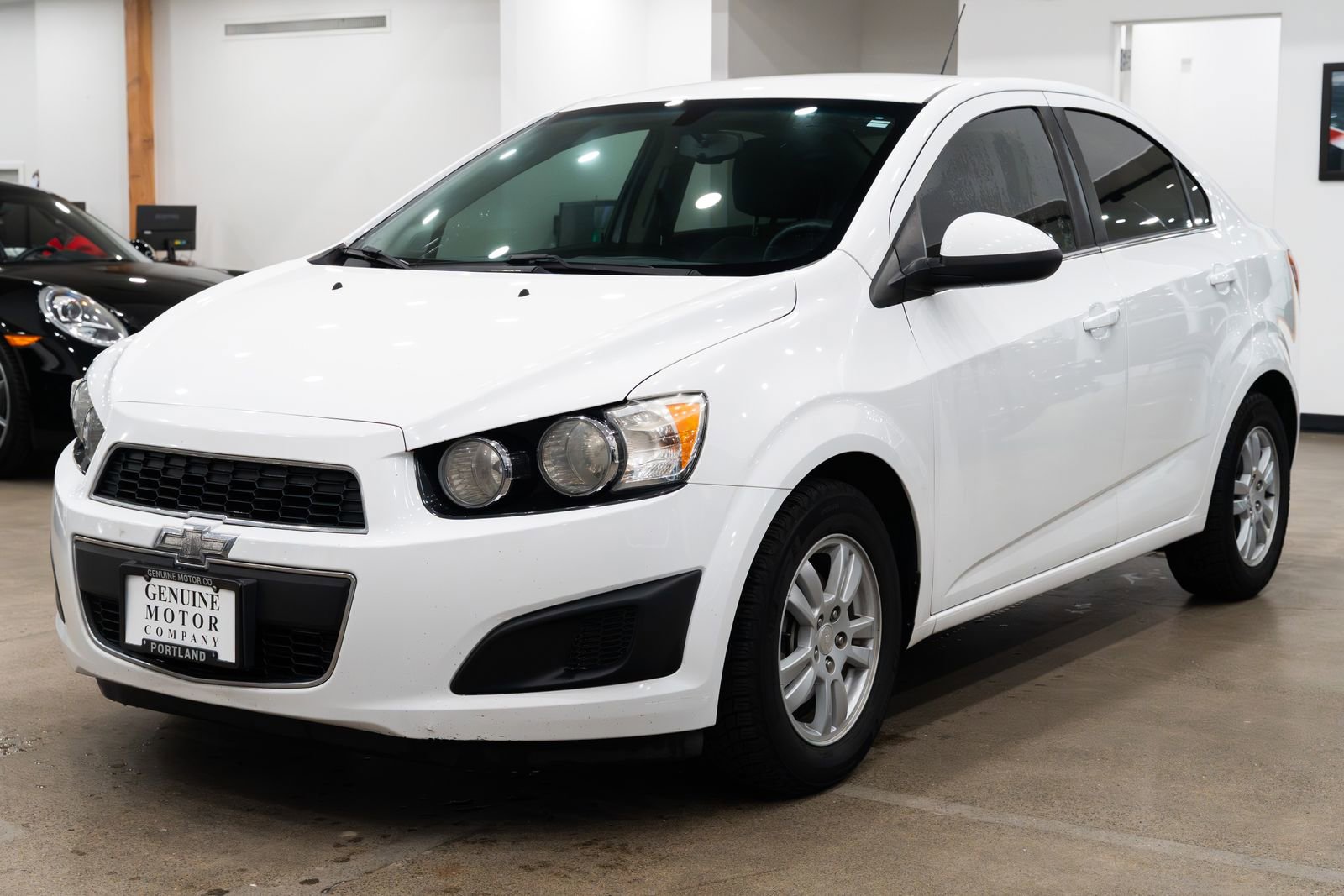 Used 2015 Chevrolet Sonic LT image 1