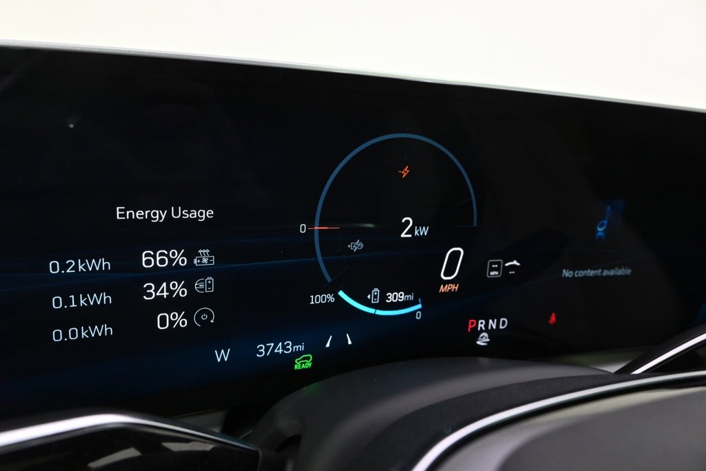 New 2025 Cadillac Lyriq Luxury image 23