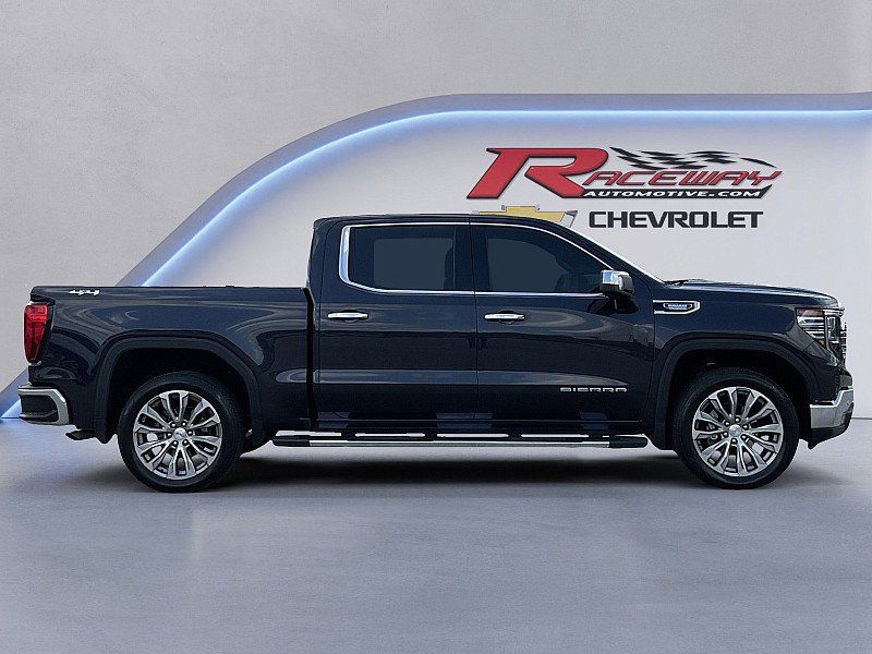Used 2024 GMC Sierra 1500 SLT w/ SLT Premium Plus Package AWD/4WD image 3