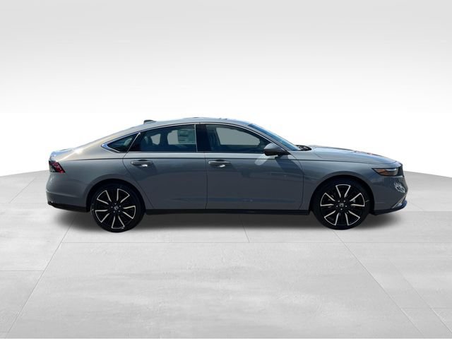 New 2026 Honda Accord Touring image 9