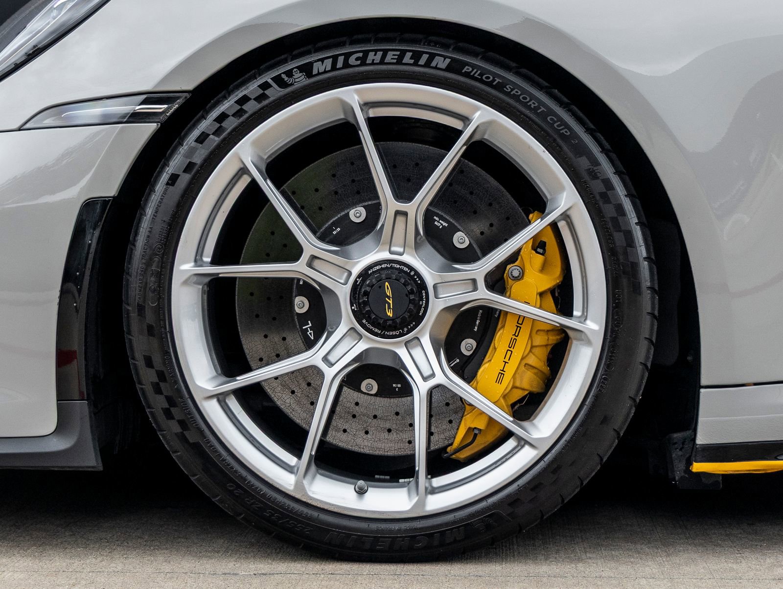 Certified 2022 Porsche 911 GT3 RWD image 13