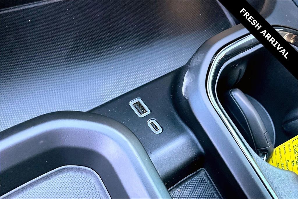 Used 2024 GMC Sierra 2500 AT4X image 16