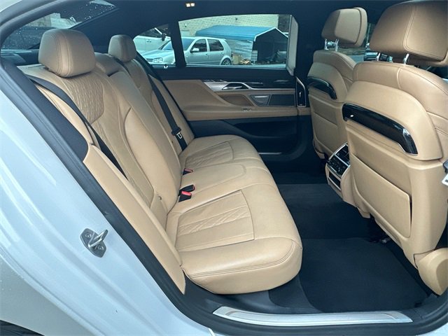 Used 2019 BMW 750i xDrive w/ Executive Package image 15