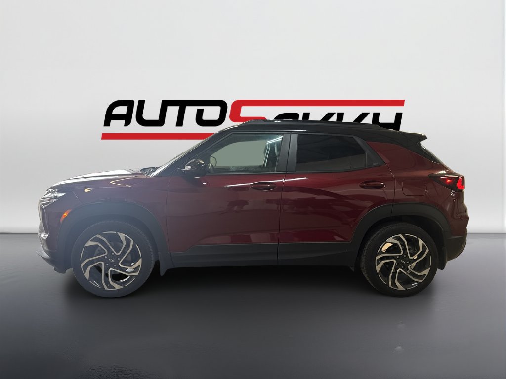 Used 2025 Chevrolet TrailBlazer RS w/ Convenience Package FWD image 5