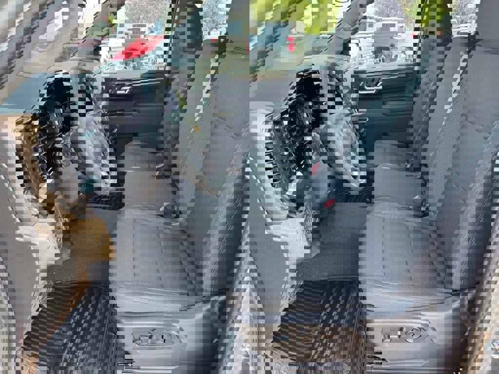 New 2026 Chevrolet Silverado 1500 LT image 4