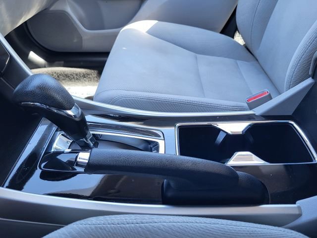 Used 2016 Honda Accord EX image 17
