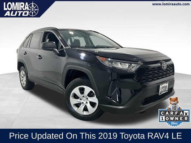 Used 2019 Toyota RAV4 LE AWD/4WD image 1