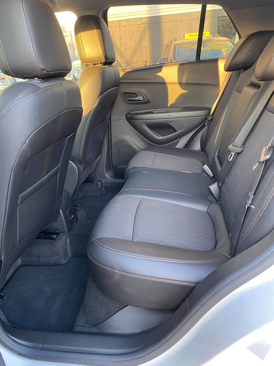 Used 2019 Chevrolet Trax LT w/ LT Convenience Package image 13