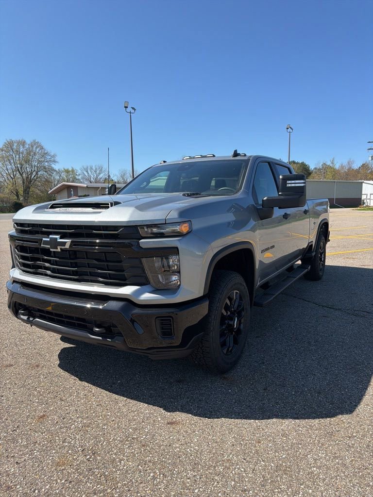 New 2026 Chevrolet Silverado 2500 Custom w/ Custom Value Package AWD/4WD image 1