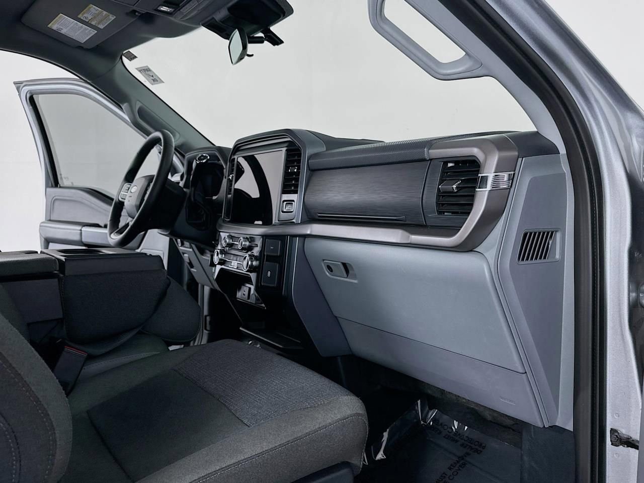 Used 2025 Ford F150 XLT w/ Equipment Group 301A Standard image 37