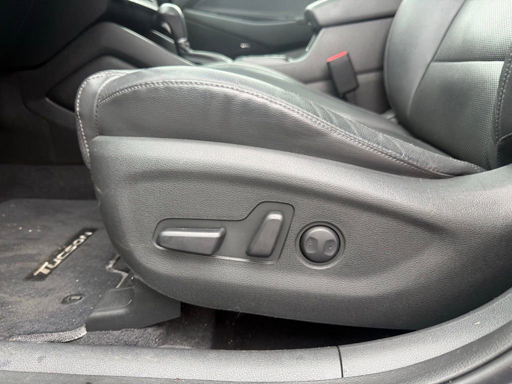 Used 2019 Hyundai Tucson Ultimate w/ Cargo Package image 11