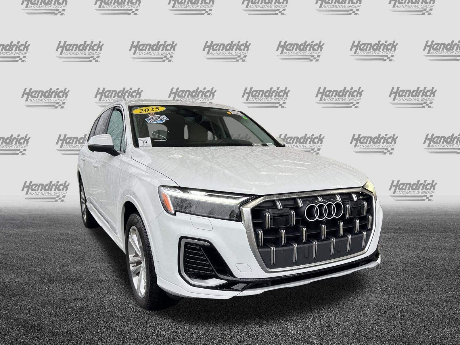 Used 2025 Audi Q7 3.0T Premium Plus w/ Premium Plus Package image 2