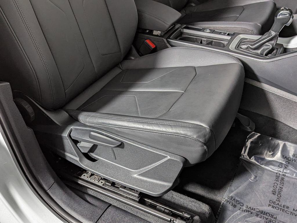 Used 2020 Audi Q3 2.0T Premium w/ Convenience Package image 24