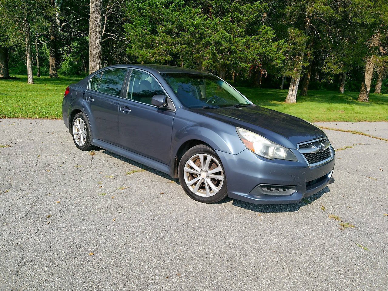 Used 2014 Subaru Legacy 2.5i Premium AWD/4WD image 18