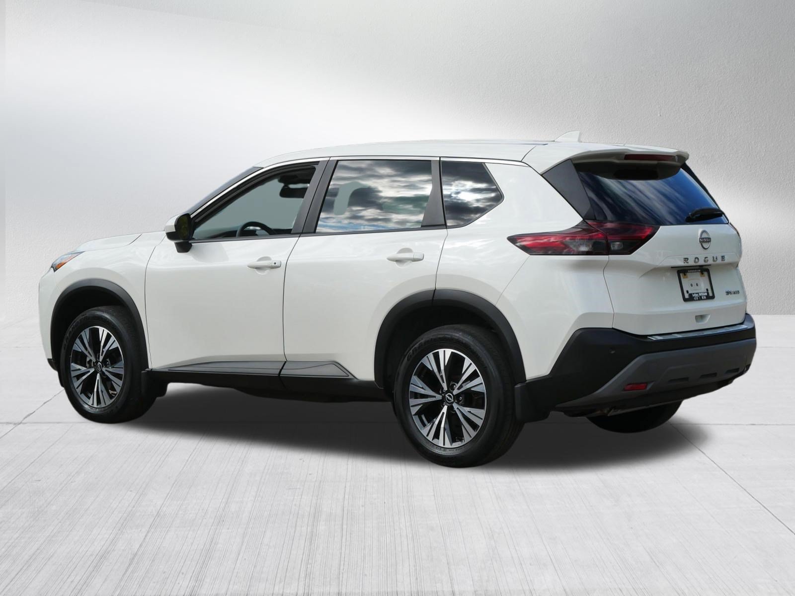 Certified 2023 Nissan Rogue SV AWD/4WD image 5